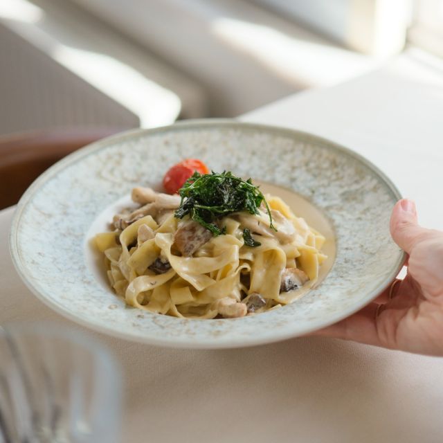 Tavuklu Fettucine Alfredo